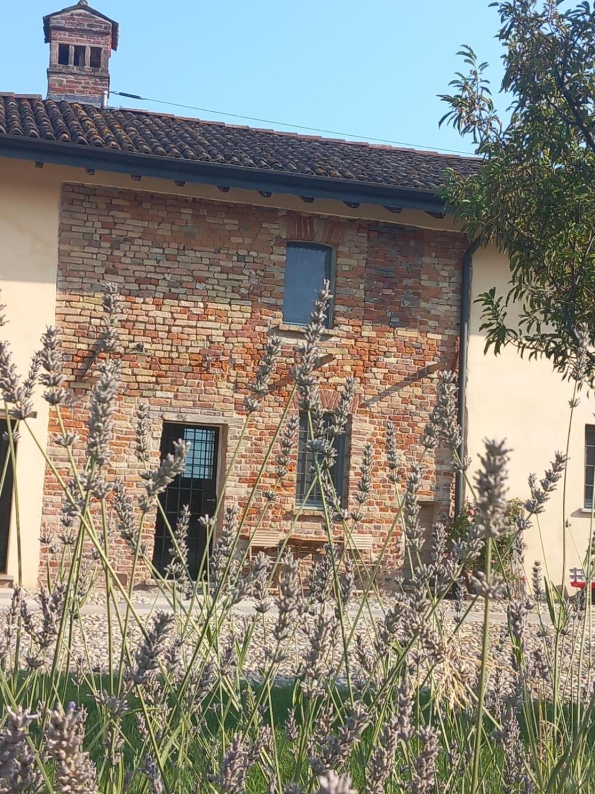 Agriturismo Cascina Pezzolo Lodi Exterior foto