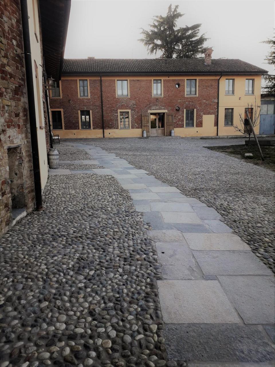 Agriturismo Cascina Pezzolo Lodi Exterior foto